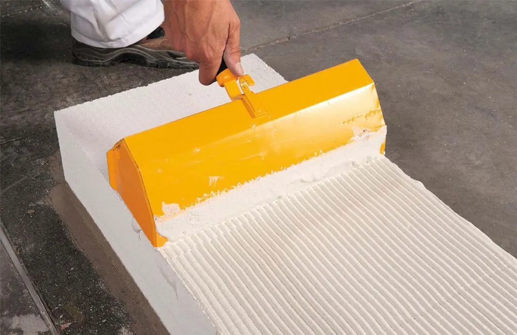 Купить клей для блоков в Тюмени